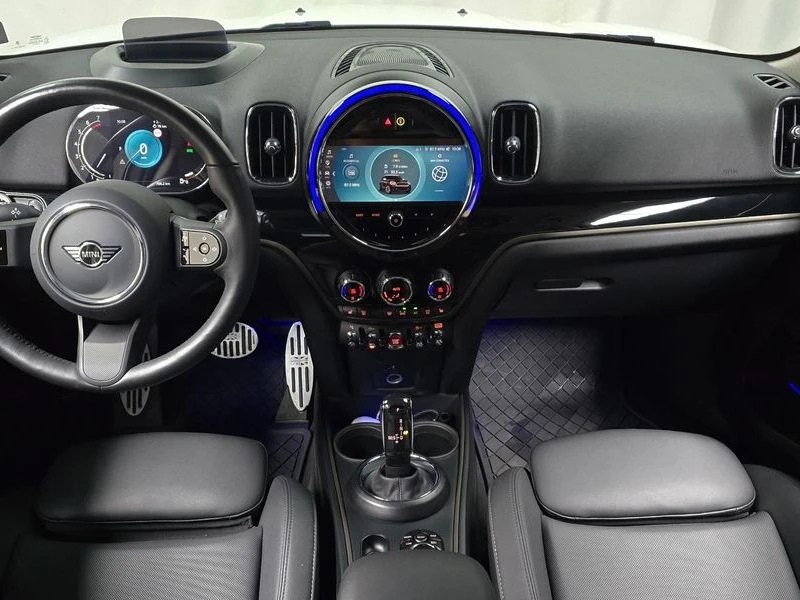 Mini Countryman 1.5 Automatic, снимка 7 - Автомобили и джипове - 56002133