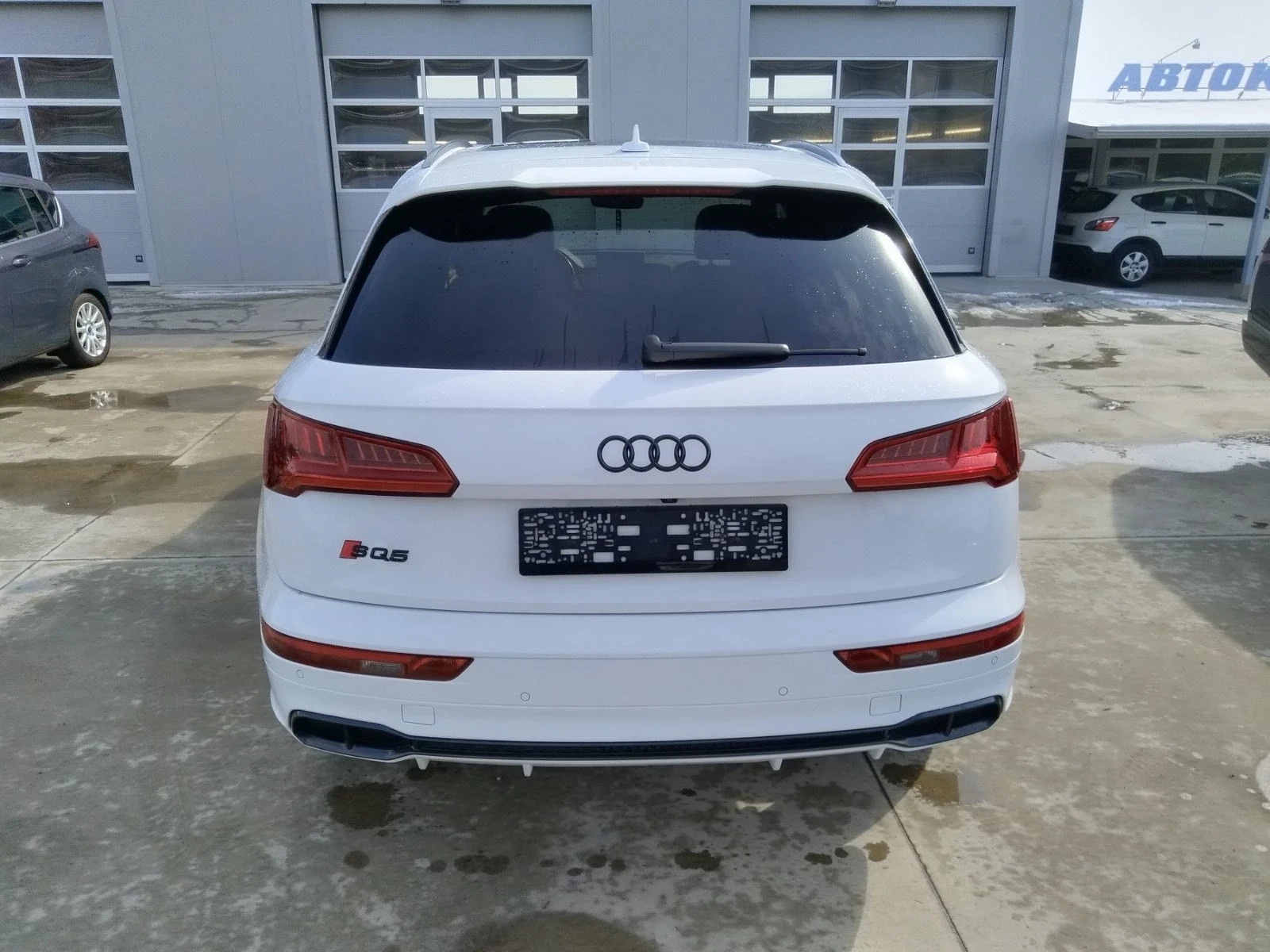 Audi SQ5 3.0Т* 360ps* quattro* Shadow line* LED* Keyless - изображение 4