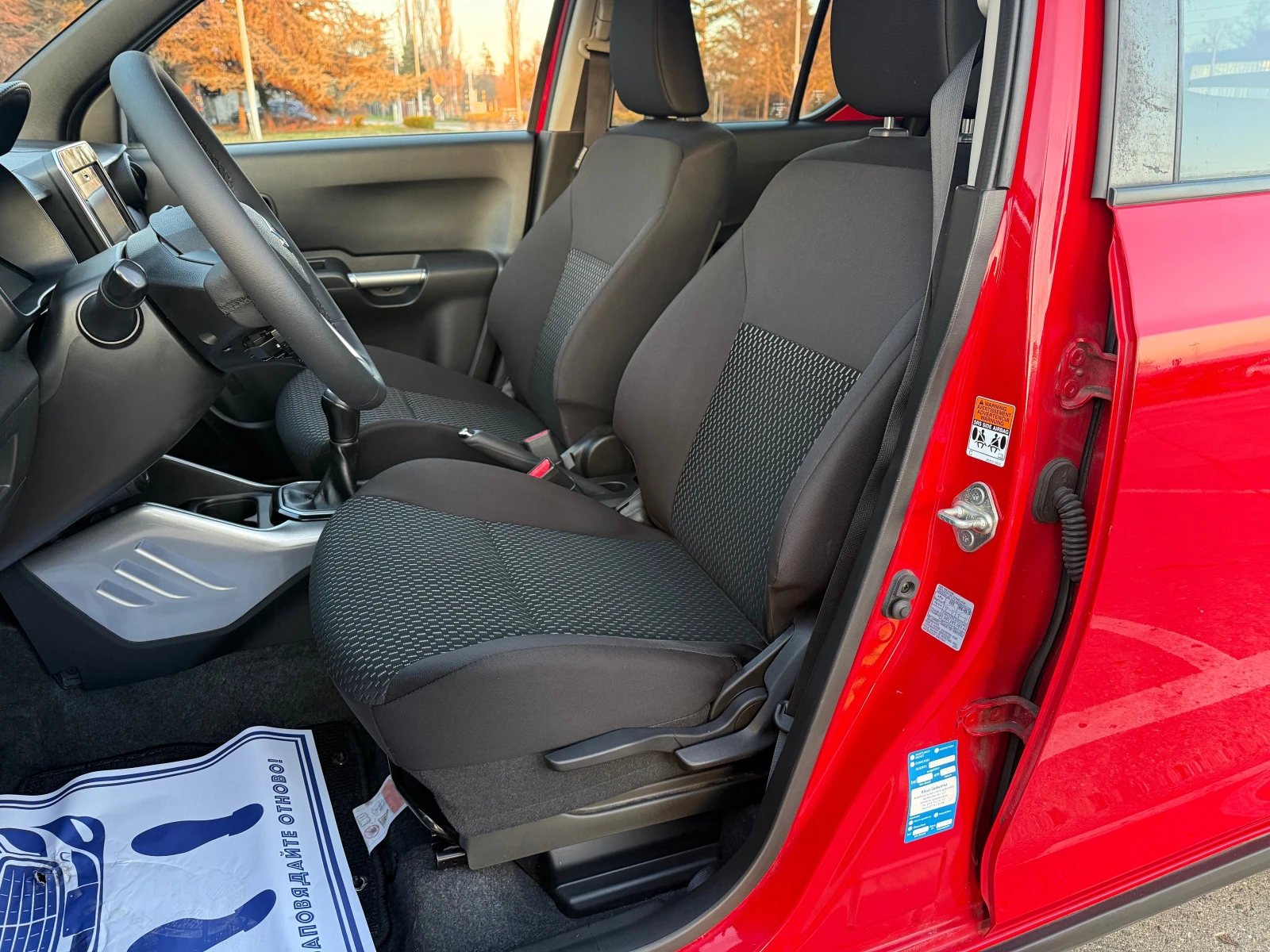 Suzuki Ignis 1.2Black&Red///Camera///Navi///FuLL-History!!! | Mobile.bg � ����������� 9