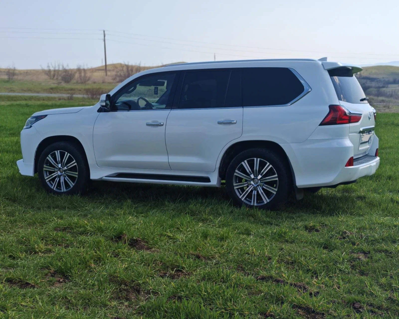 Lexus LX 570, снимка 8 - Автомобили и джипове - 53786780