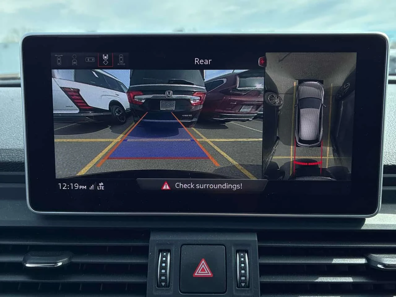 Audi SQ5 * Technik * BANG & OLUFSEN* 360 КАМЕРИ* ВИДЕО* , снимка 10 - Автомобили и джипове - 53971071