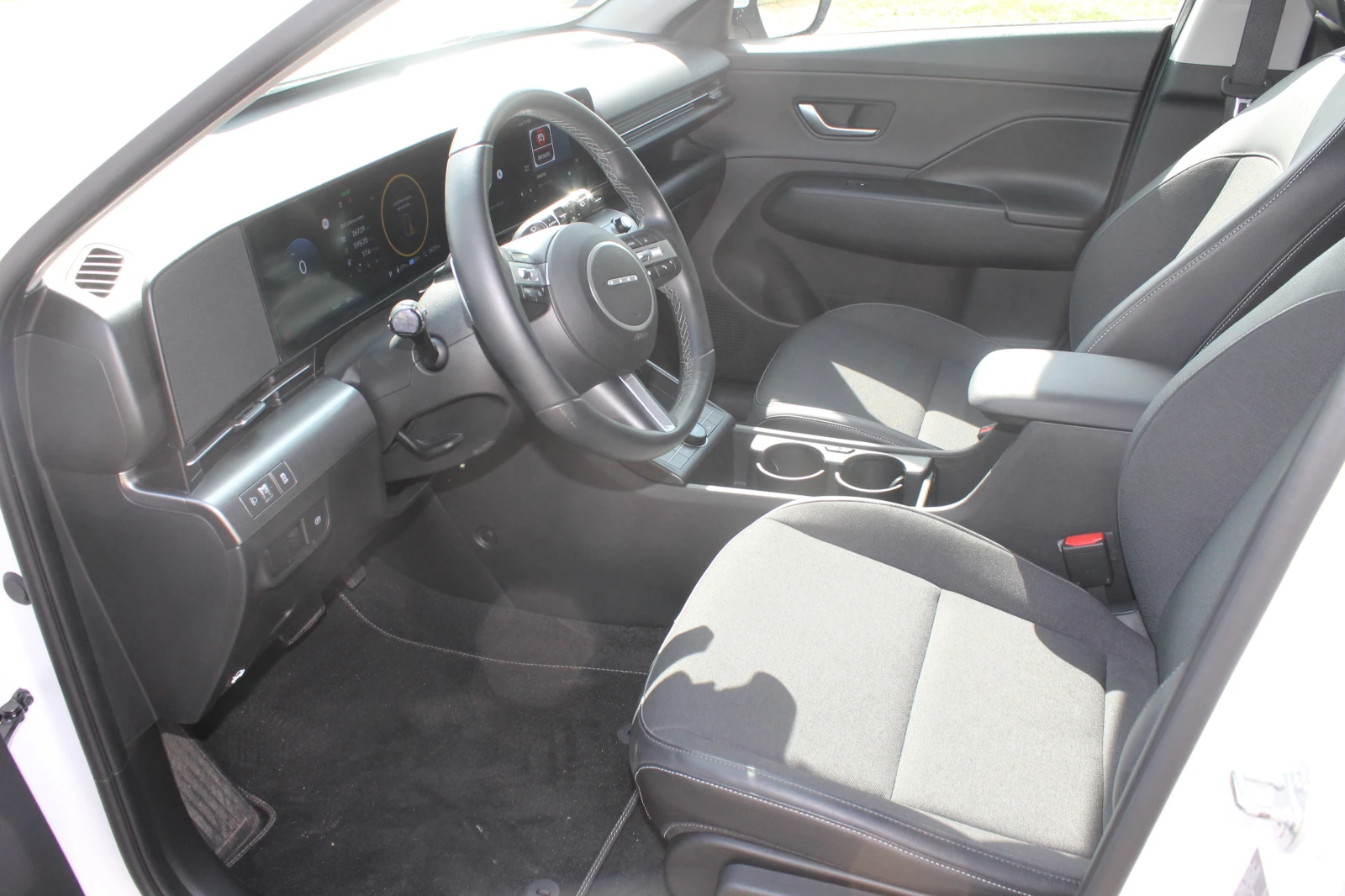 Hyundai Kona  ИТАЛИЯ, EXCLUSIVE 64, 8 kwh, НАЛИЧЕН!, снимка 11 - Автомобили и джипове - 54508897