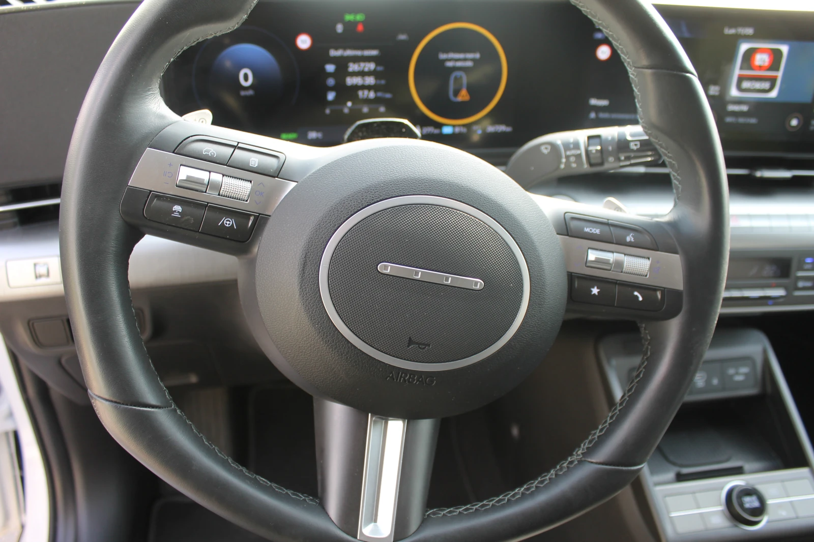 Hyundai Kona  ИТАЛИЯ, EXCLUSIVE 64, 8 kwh, НАЛИЧЕН!, снимка 12 - Автомобили и джипове - 54508897