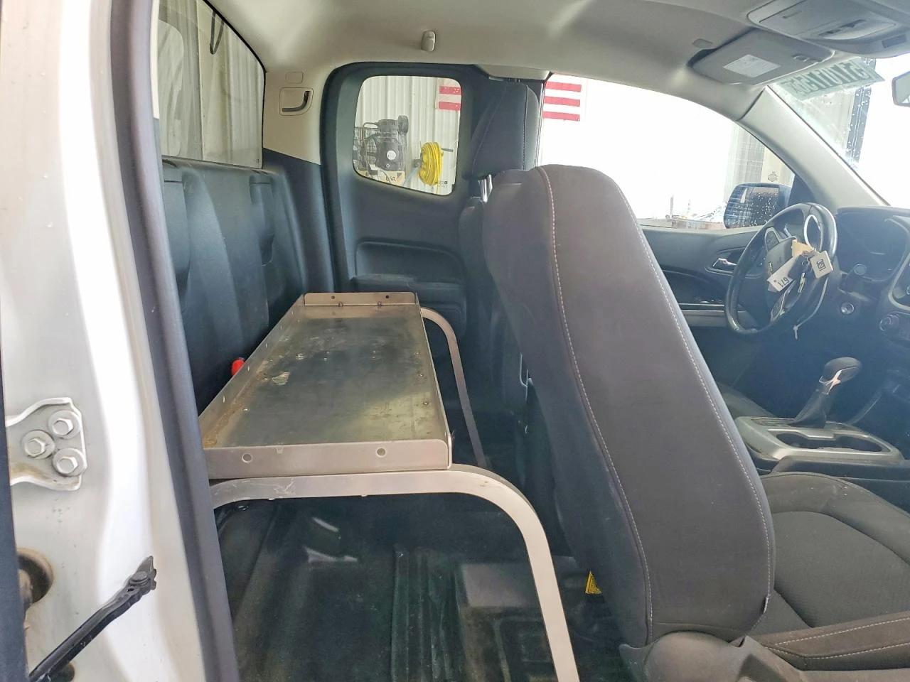 Chevrolet Colorado, снимка 9 - Автомобили и джипове - 54651589