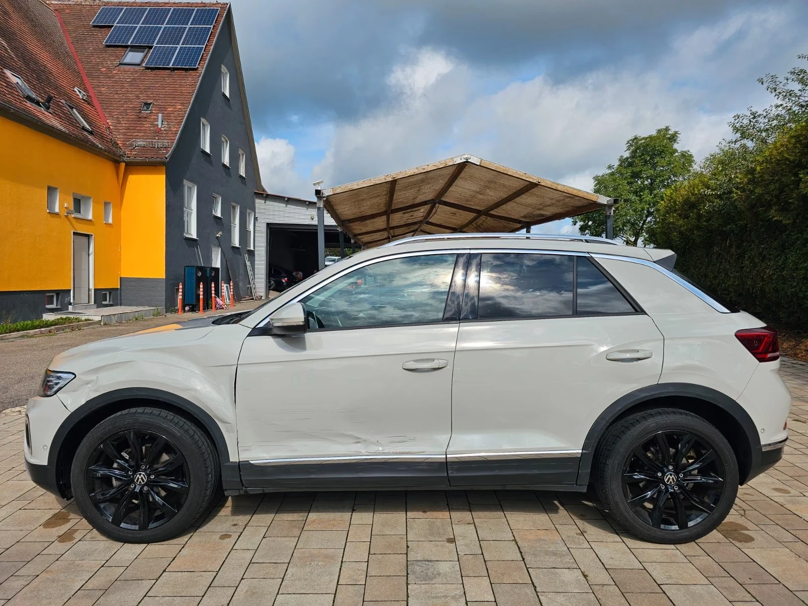 VW T-Roc Style, снимка 3 - Автомобили и джипове - 55976517