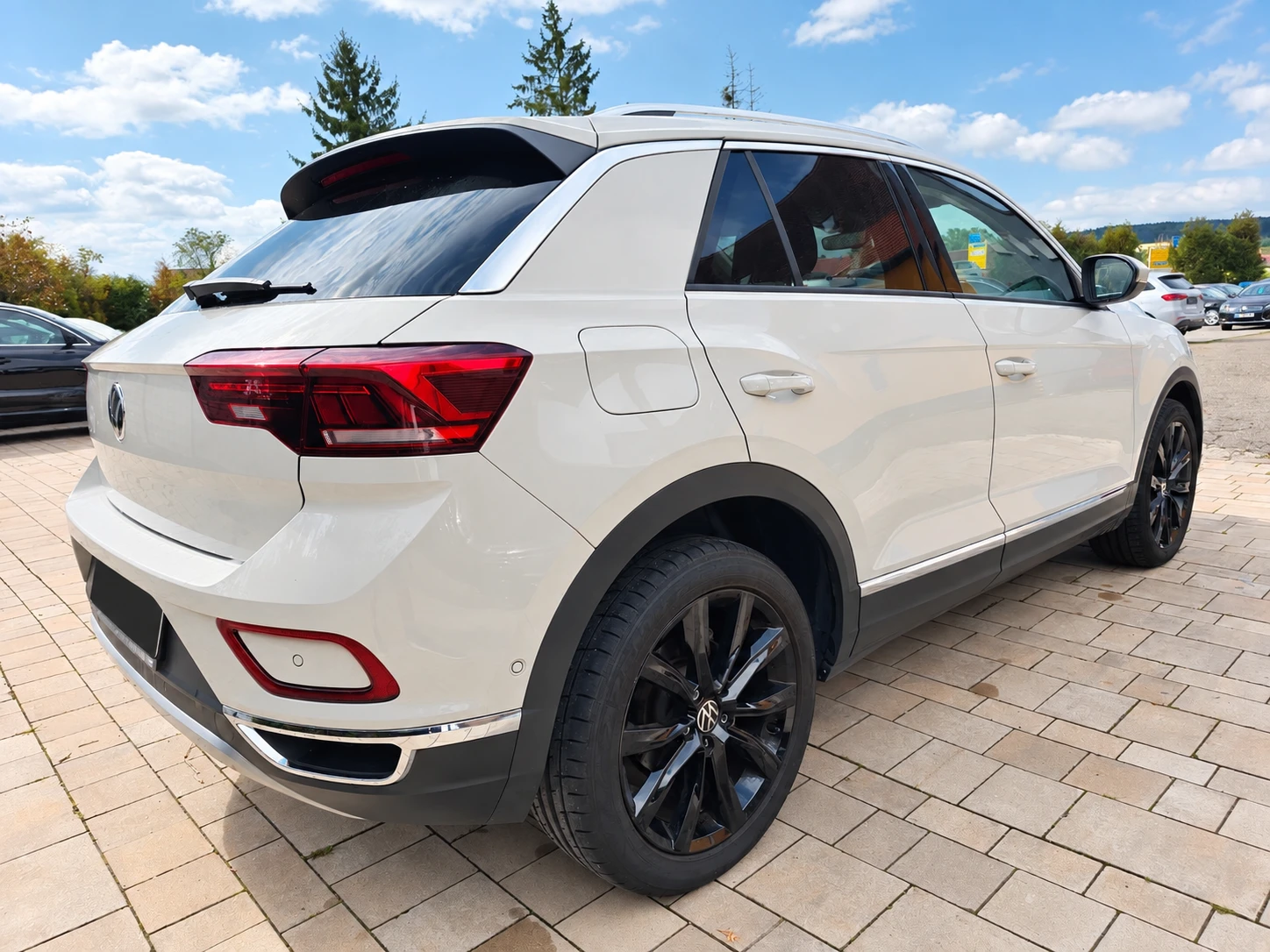 VW T-Roc Style, снимка 6 - Автомобили и джипове - 55976517