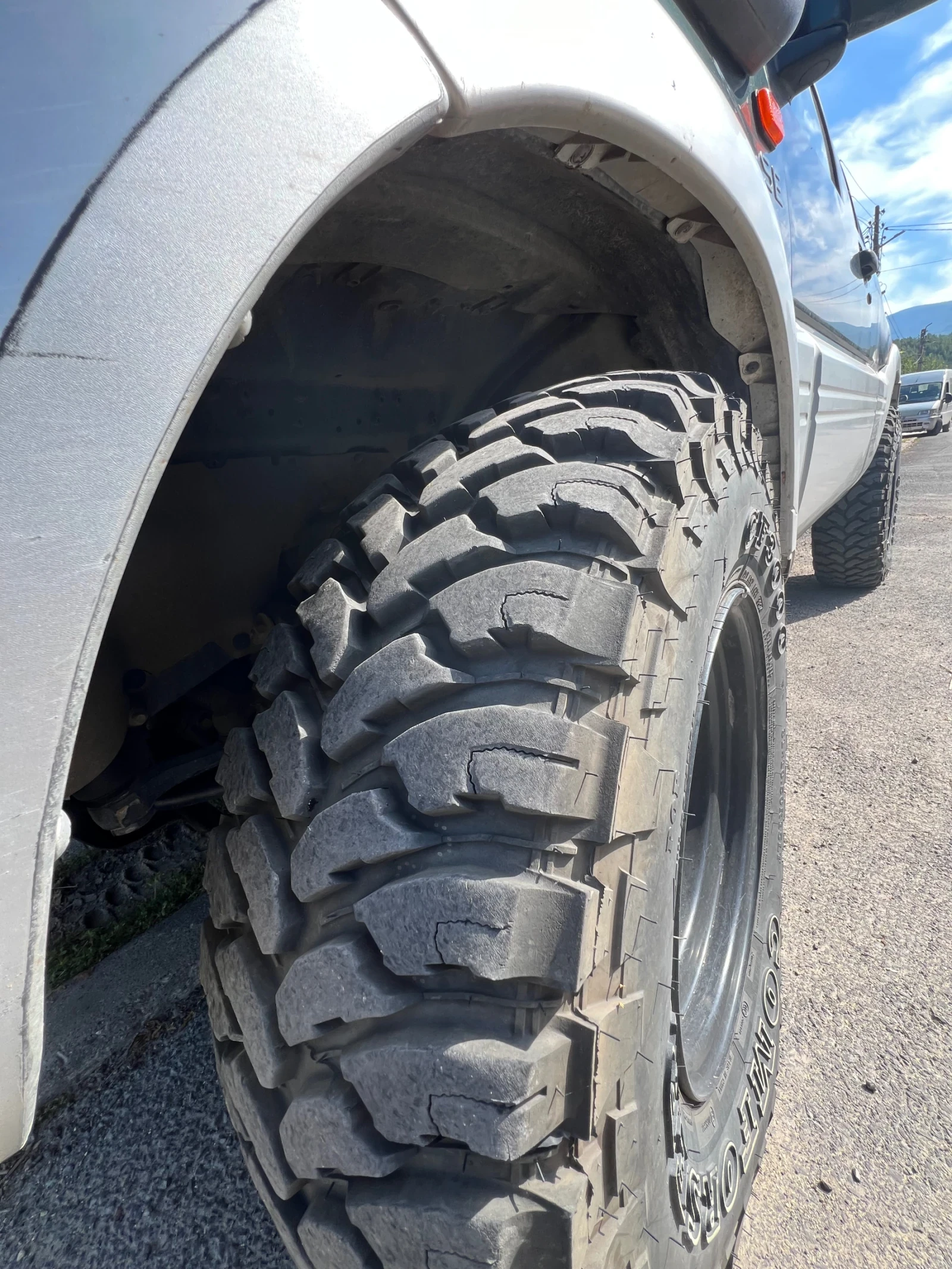 Nissan Terrano, снимка 6 - Автомобили и джипове - 56294492