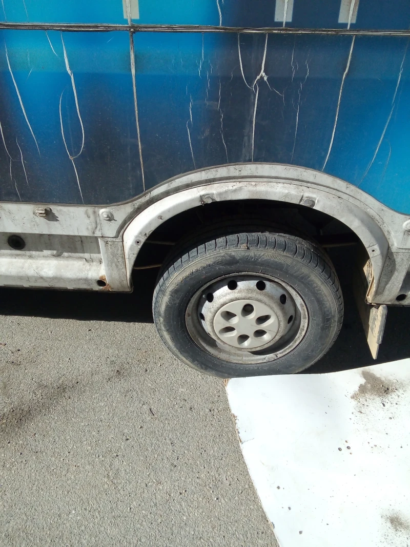 Iveco Daily, снимка 14 - Бусове и автобуси - 49530090