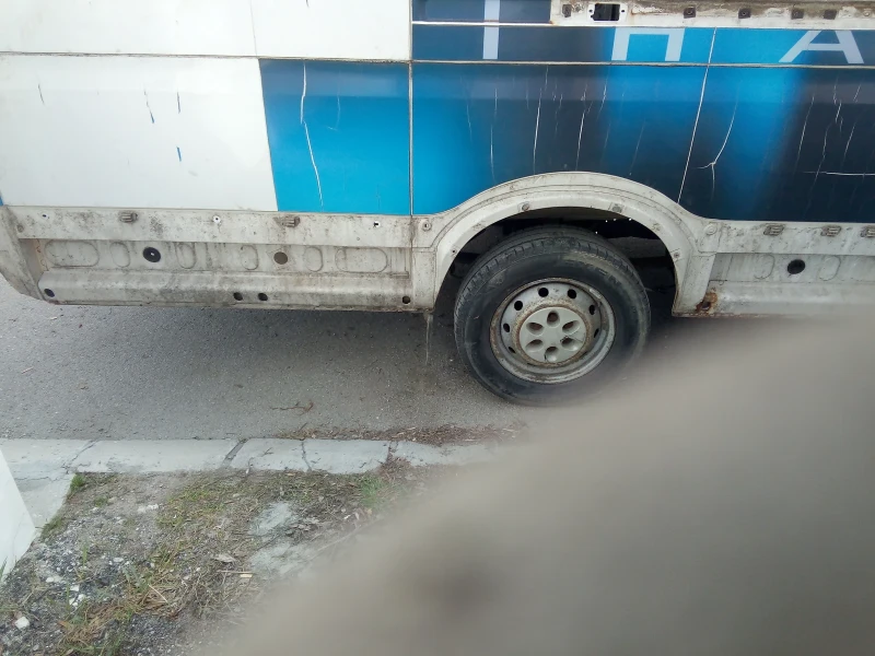 Iveco Daily, снимка 10 - Бусове и автобуси - 49530090