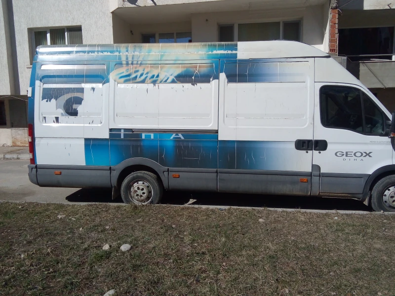 Iveco Daily, снимка 1 - Бусове и автобуси - 49530090