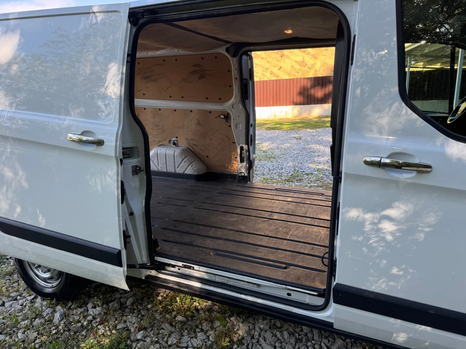 Ford Transit Custom * 2.2* 125ks* KLIMA* , снимка 16 - Бусове и автобуси - 54526959