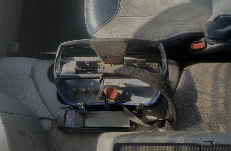 Volvo Fm Сметовоз с кран+ дистанционно и кантар , снимка 8 - Камиони - 51488985