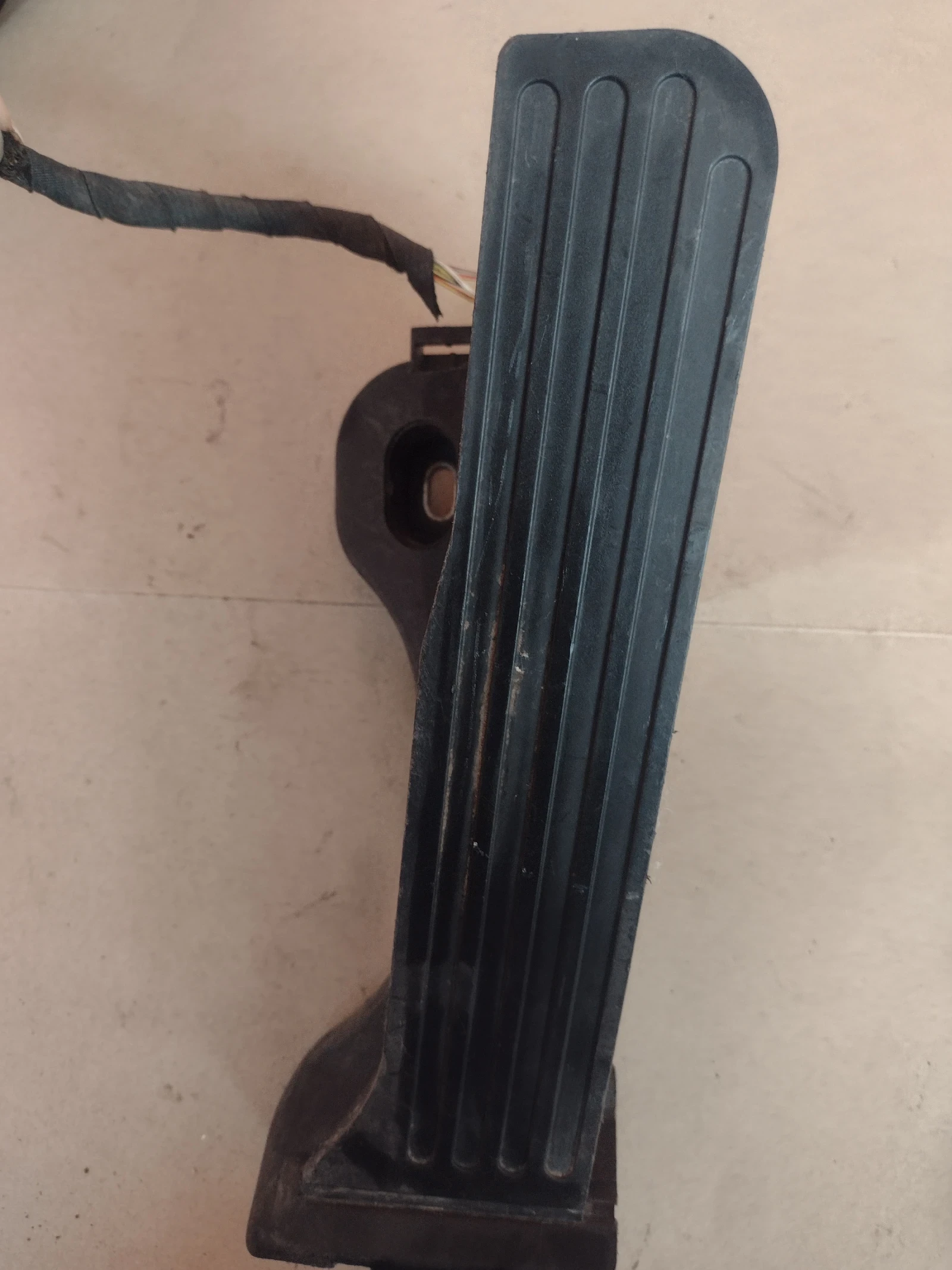 6PV 934 100-01  6PV93410001 ����� ��� VW PASSAT B7  1K1 723 503 AF  1K1723503AF | Mobile.bg � ����������� 4