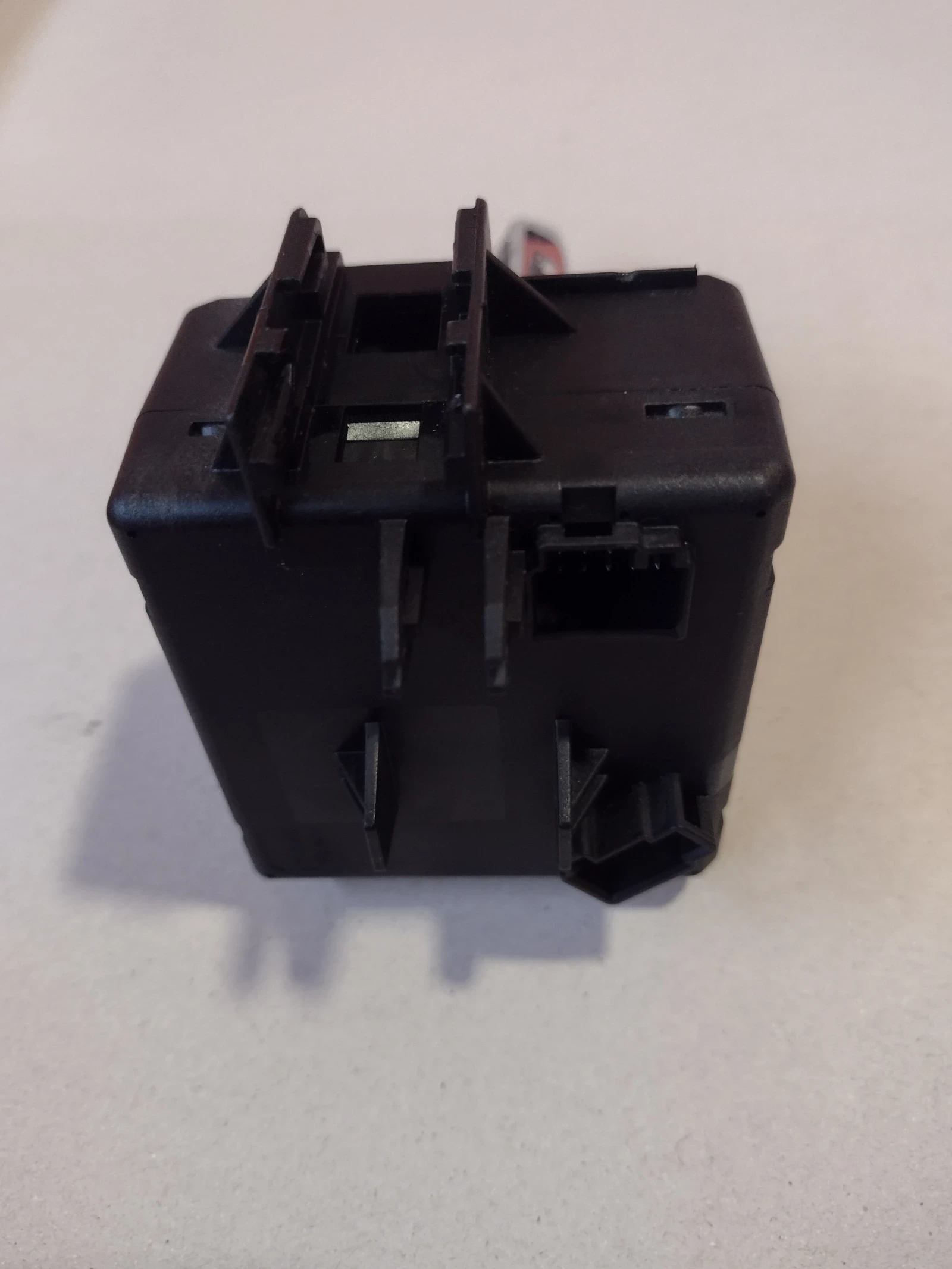 A2079052600      Mercedes-Benz C-Class W204 facelift A 207 905 26 00 | Mobile.bg   4