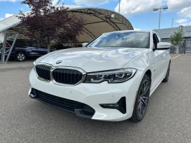BMW 330 e xDrive*   * (CARFAX) | Mobile.bg    2