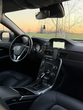 Volvo Xc70 2.0 D4 - 10999 € / 21512.17 лв. - 31585784 7