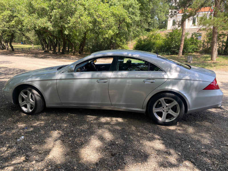 Mercedes-Benz CLS 500 ГАЗ* ДЕСЕН ВОЛАН* ПРУЖИНИ, снимка 7 - Автомобили и джипове - 46036435