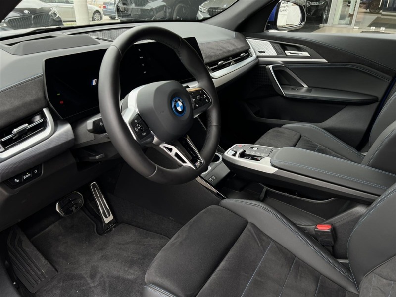 BMW iX xDrive30, снимка 5 - Автомобили и джипове - 46456556