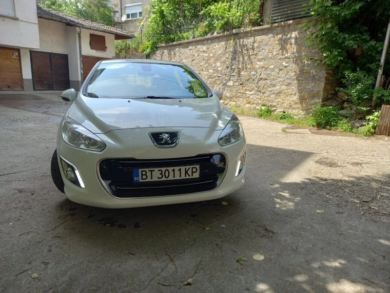 Peugeot 308 1.6 E-HDI Facelift, снимка 5 - Автомобили и джипове - 47415716