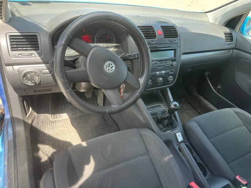 VW Golf 2.0 TDI, снимка 7 - Автомобили и джипове - 47018468