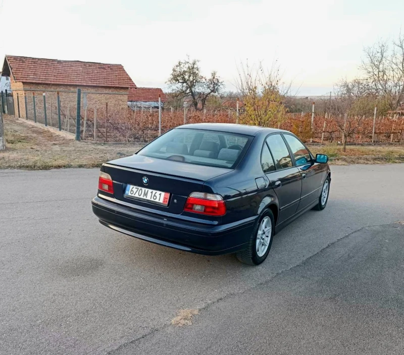 BMW 525 2.5Д 163кс комънрейл фейс , снимка 3 - Автомобили и джипове - 48089982