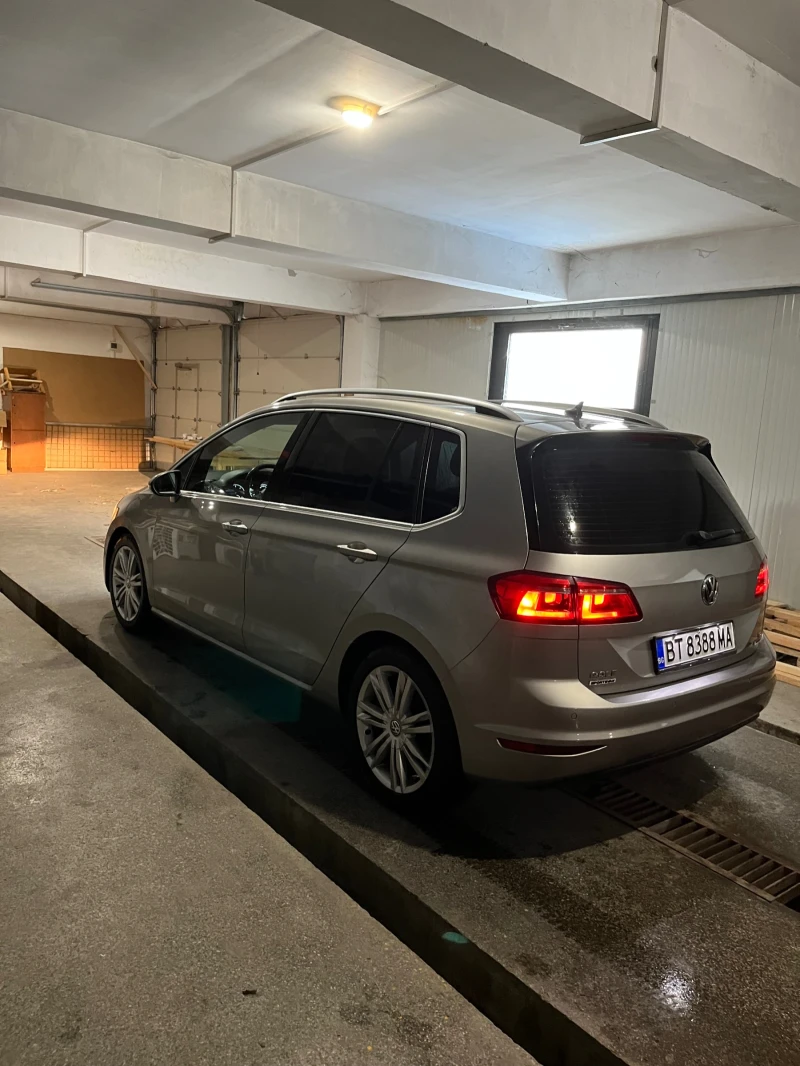 VW Sportsvan 1.6tdi, снимка 1 - Автомобили и джипове - 48151647