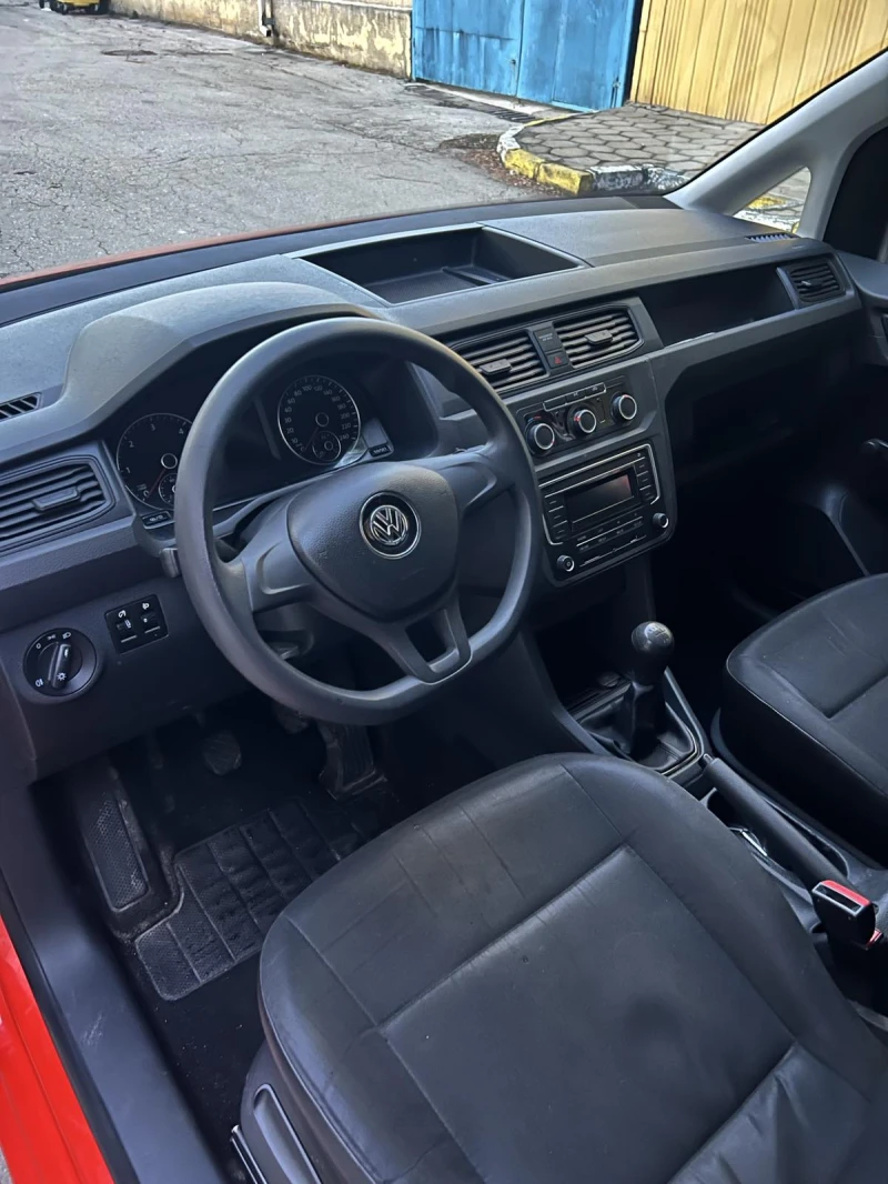 VW Caddy MAXI 2.0 TDI, снимка 9 - Автомобили и джипове - 48883531