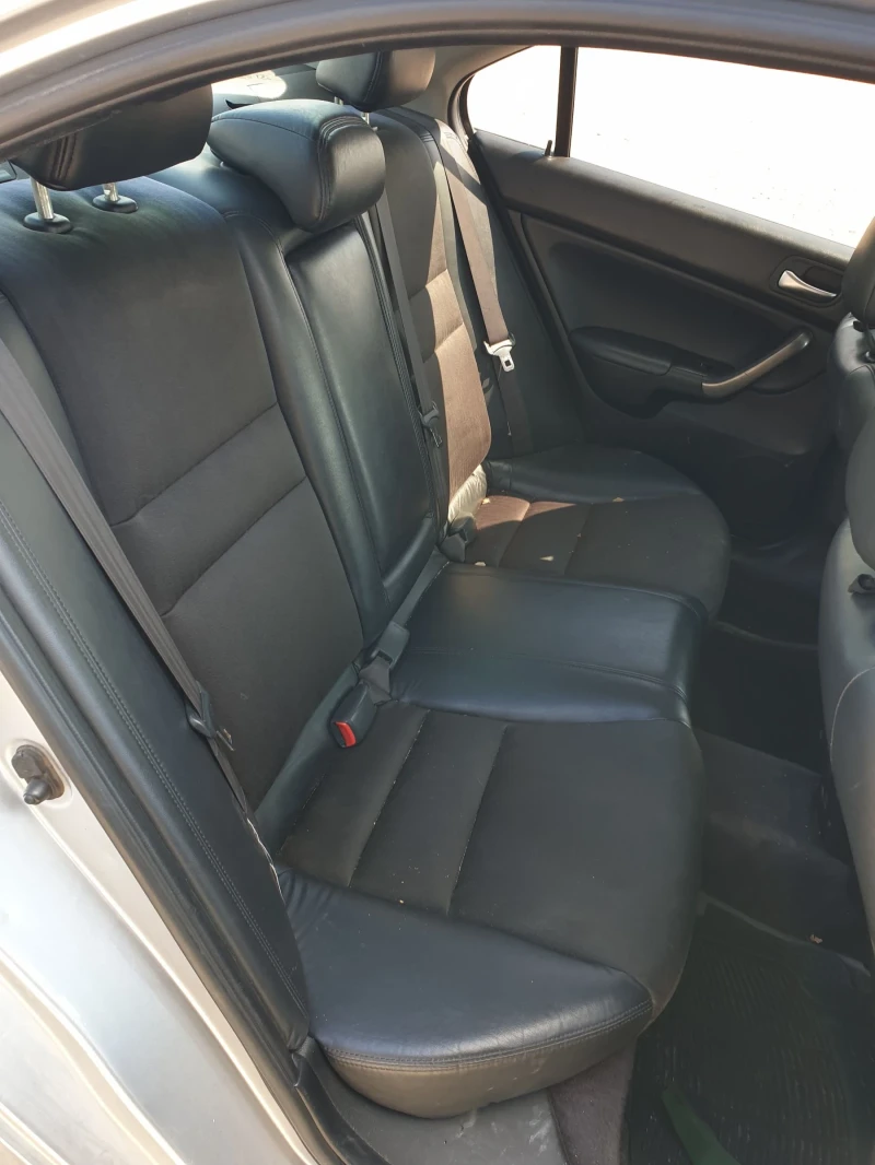 Honda Accord Facelift/Фейслифт  2.2д, снимка 9 - Автомобили и джипове - 50156097