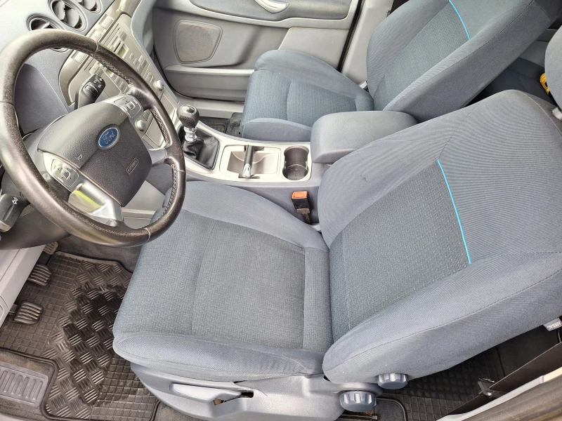 Ford S-Max 1.8tdi, снимка 15 - Автомобили и джипове - 50456114