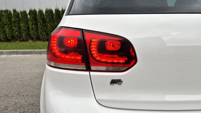 VW Golf R-LINE , снимка 5 - Автомобили и джипове - 52159825
