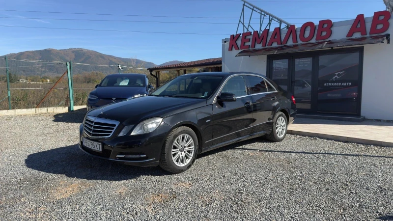 Mercedes-Benz E 220, снимка 2 - Автомобили и джипове - 53025636