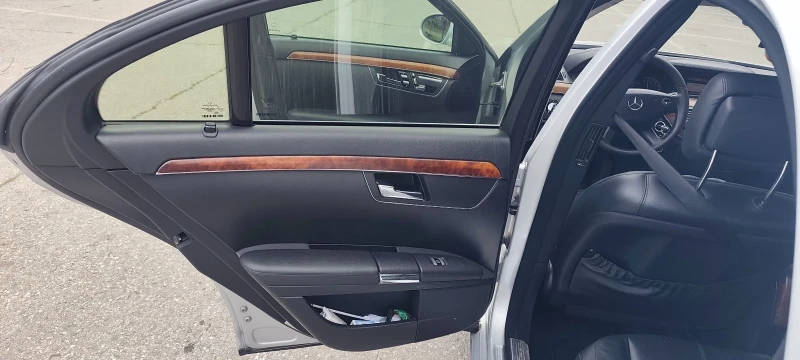 Mercedes-Benz S 320, снимка 11 - Автомобили и джипове - 53113212