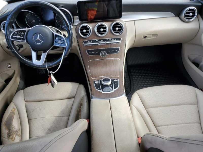 Mercedes-Benz C 300, снимка 8 - Автомобили и джипове - 53431735