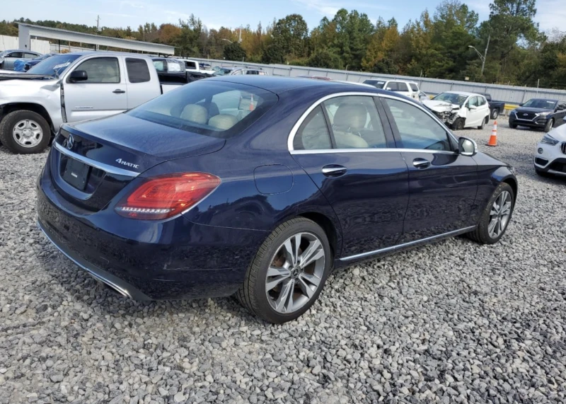 Mercedes-Benz C 300, снимка 3 - Автомобили и джипове - 53431735