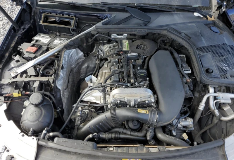 Mercedes-Benz C 300, снимка 11 - Автомобили и джипове - 53431735