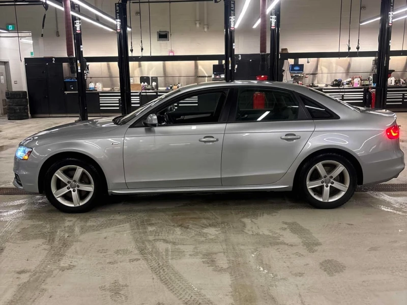 Audi A4 Komfort plus /CARFAX /Heated seats/Keyless, снимка 3 - Автомобили и джипове - 53466550