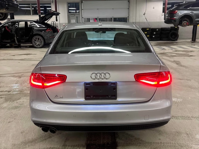 Audi A4 Komfort plus /CARFAX /Heated seats/Keyless, снимка 5 - Автомобили и джипове - 53466550