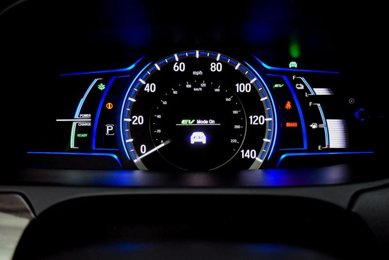 Honda Accord 2.0 Hybrid | Mobile.bg � ����������� 12