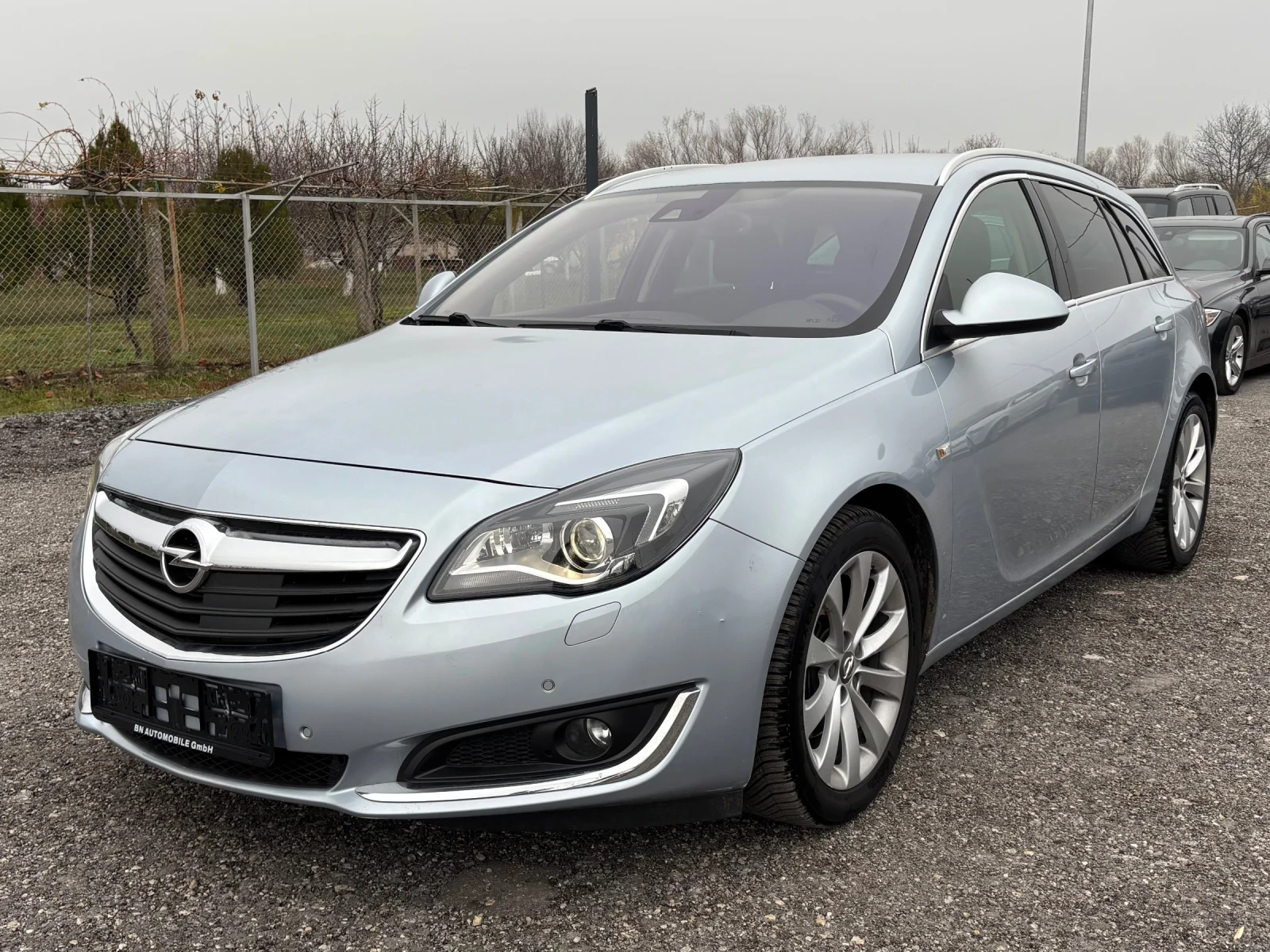 Opel Insignia SPORTS TOURER, снимка 1
