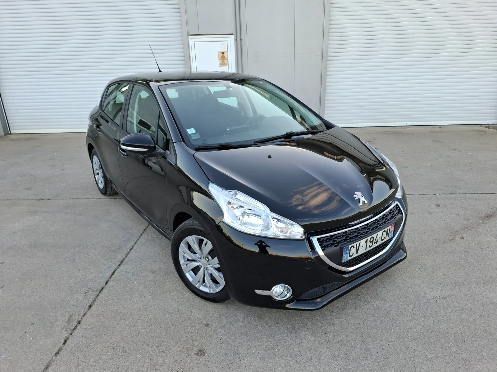 Peugeot 208 1.6hdi 92ks - изображение 6