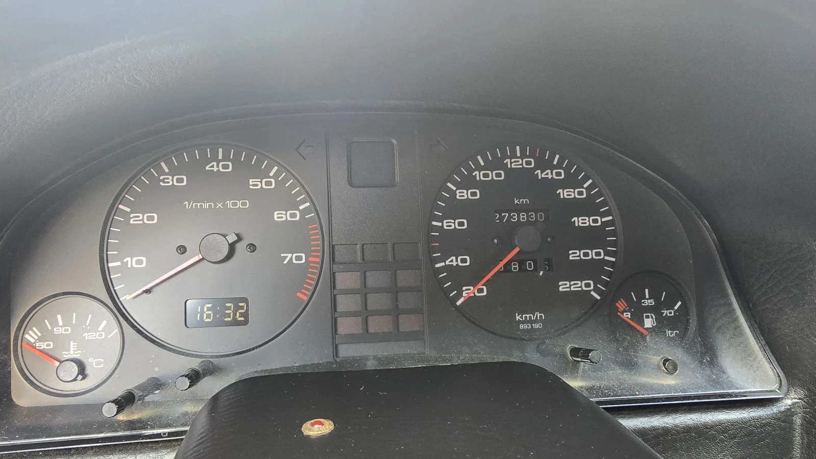 Audi 80 1.8 - изображение 10