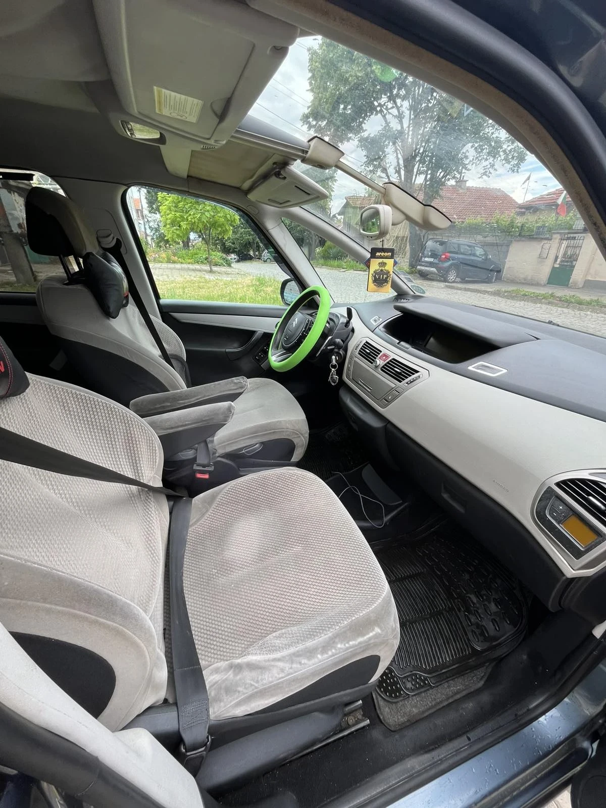 Citroen C4 Picasso  - изображение 7