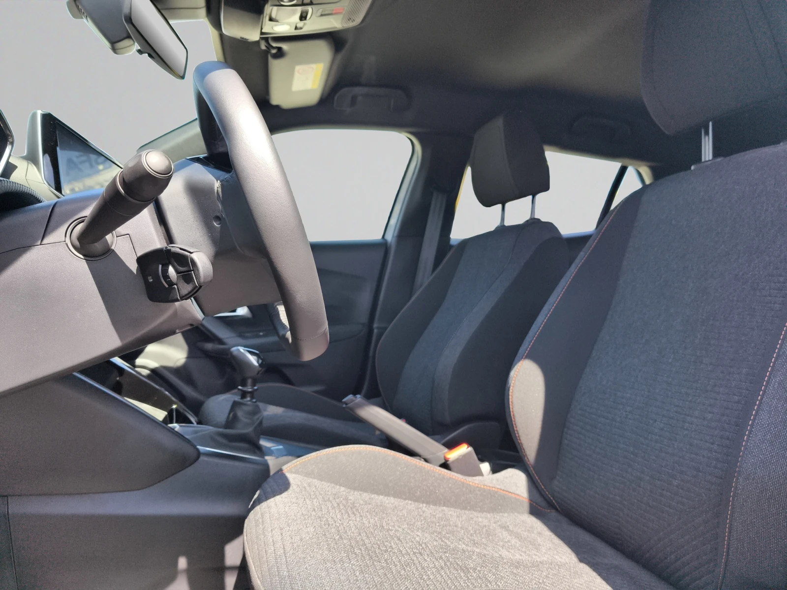 Peugeot 2008 STYLE 1.2 PureTech 100 BVM6 EURO 6.4/2410345 | Mobile.bg — изображение 13