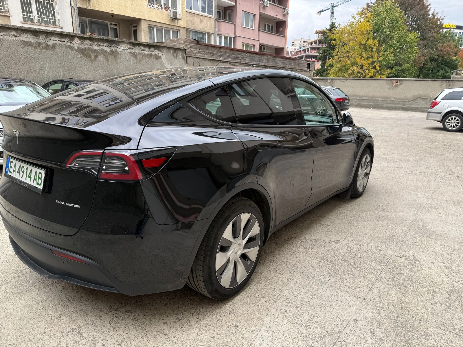 Tesla Model Y Long Range Dual Motor AWD | Mobile.bg   7