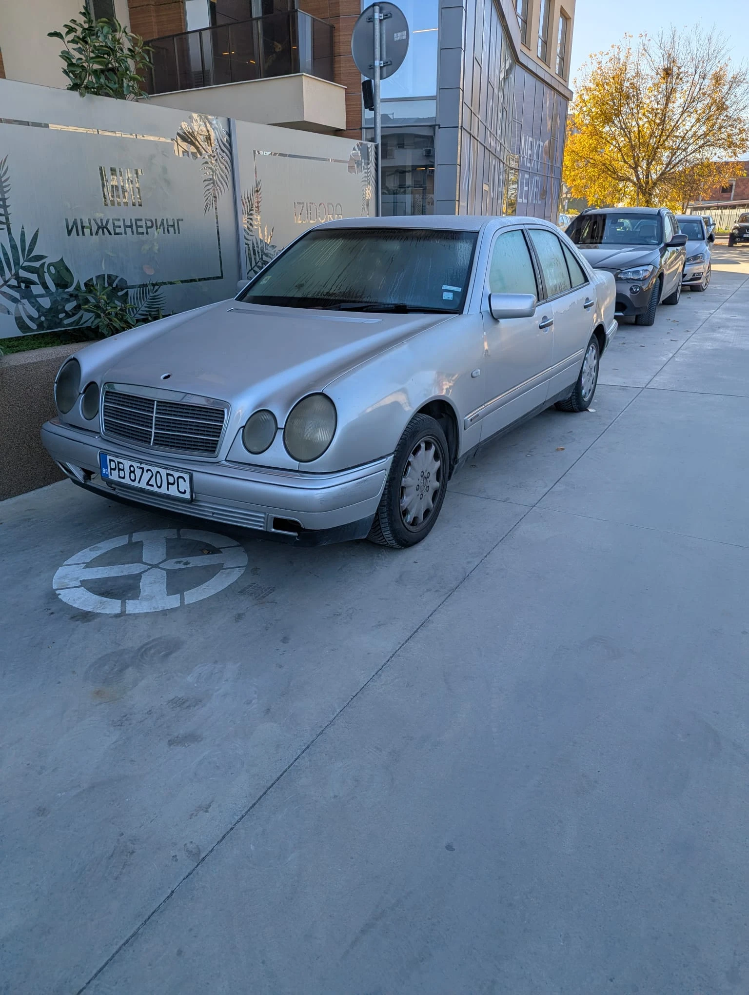 Mercedes-Benz E 300  - изображение 6