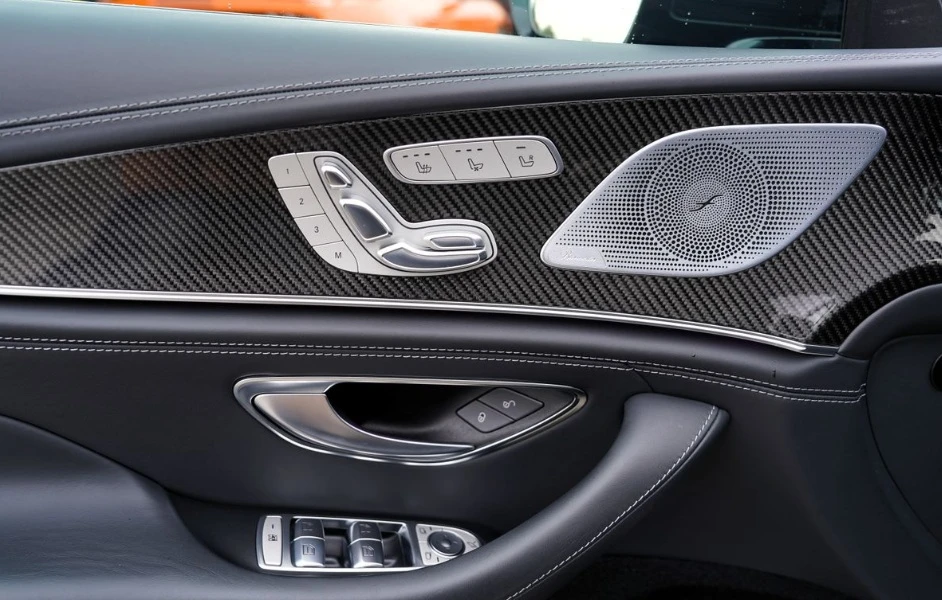Mercedes-Benz AMG GT 53 4Matic+ 4-Door Coupe - изображение 7