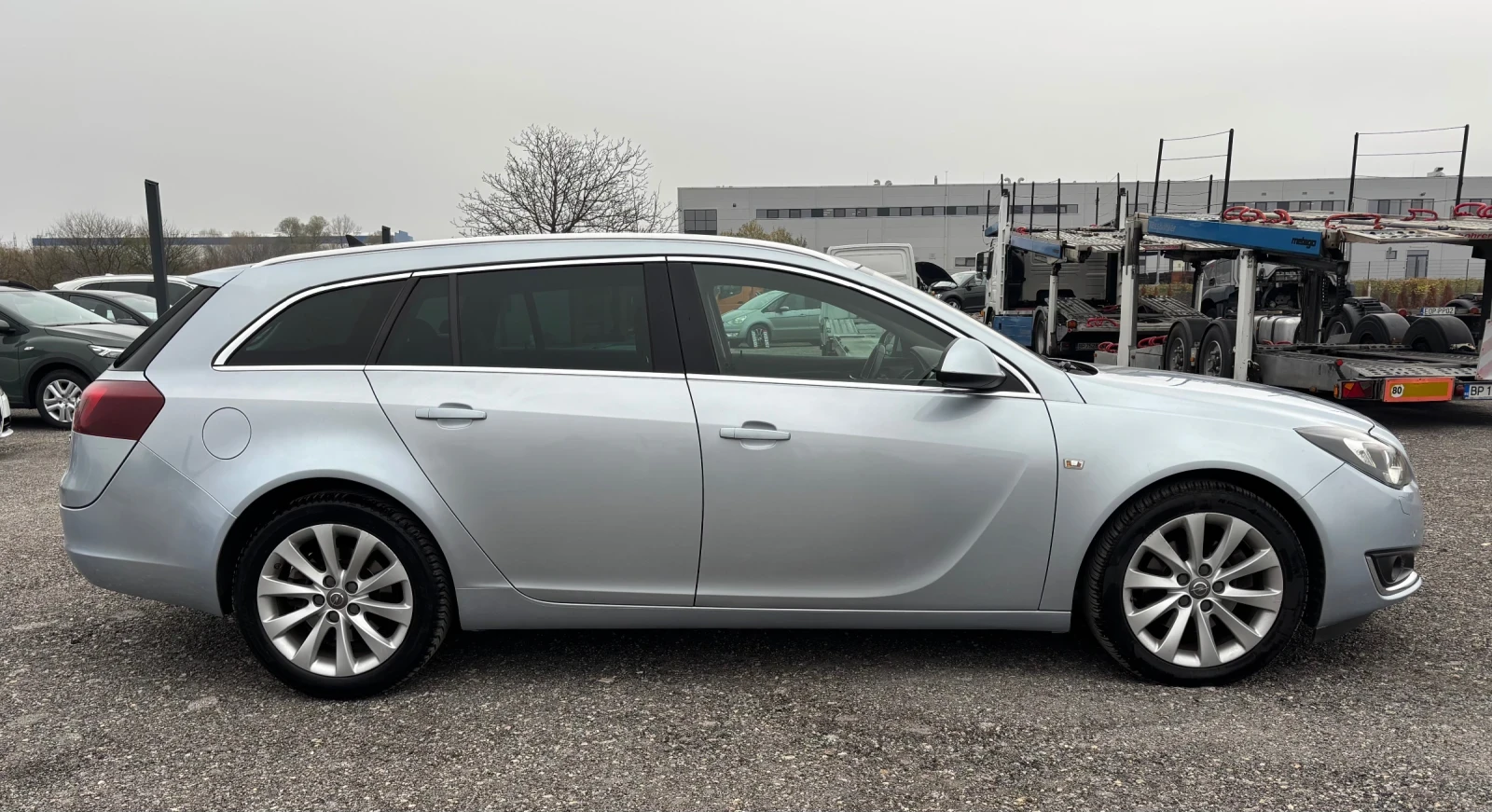 Opel Insignia SPORTS TOURER - изображение 4