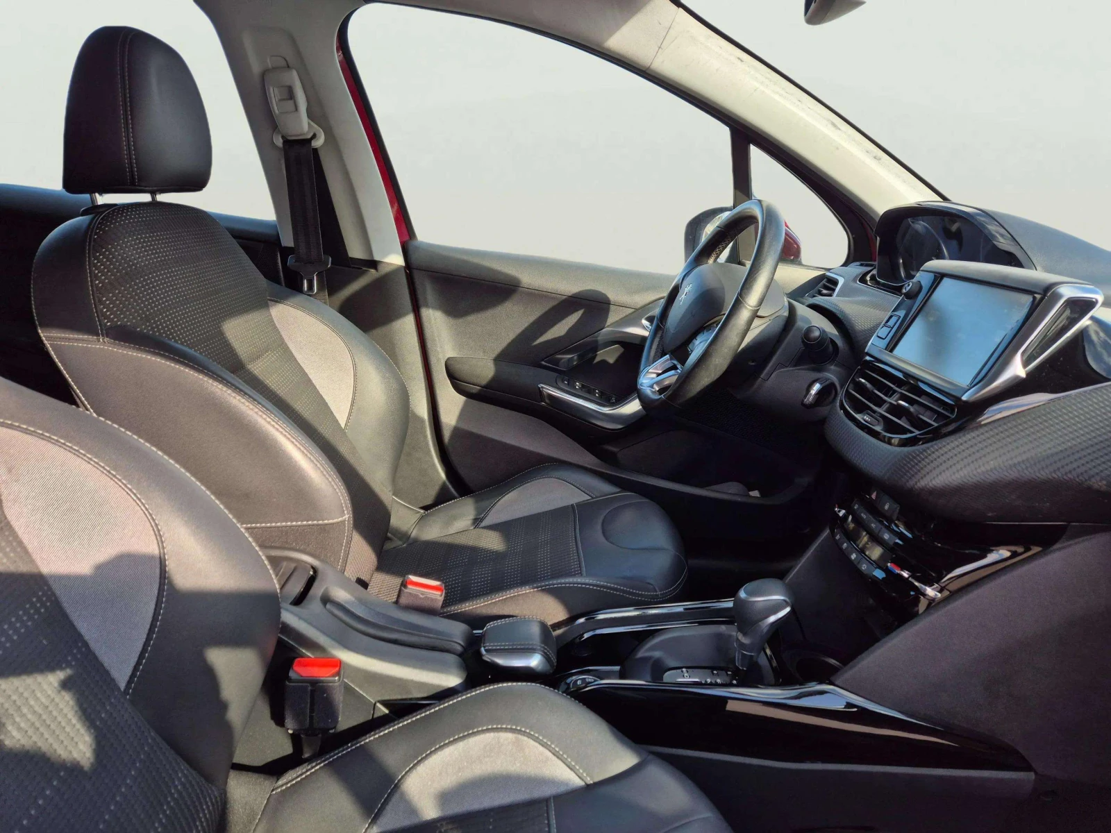 Peugeot 2008 1.2 I - изображение 10