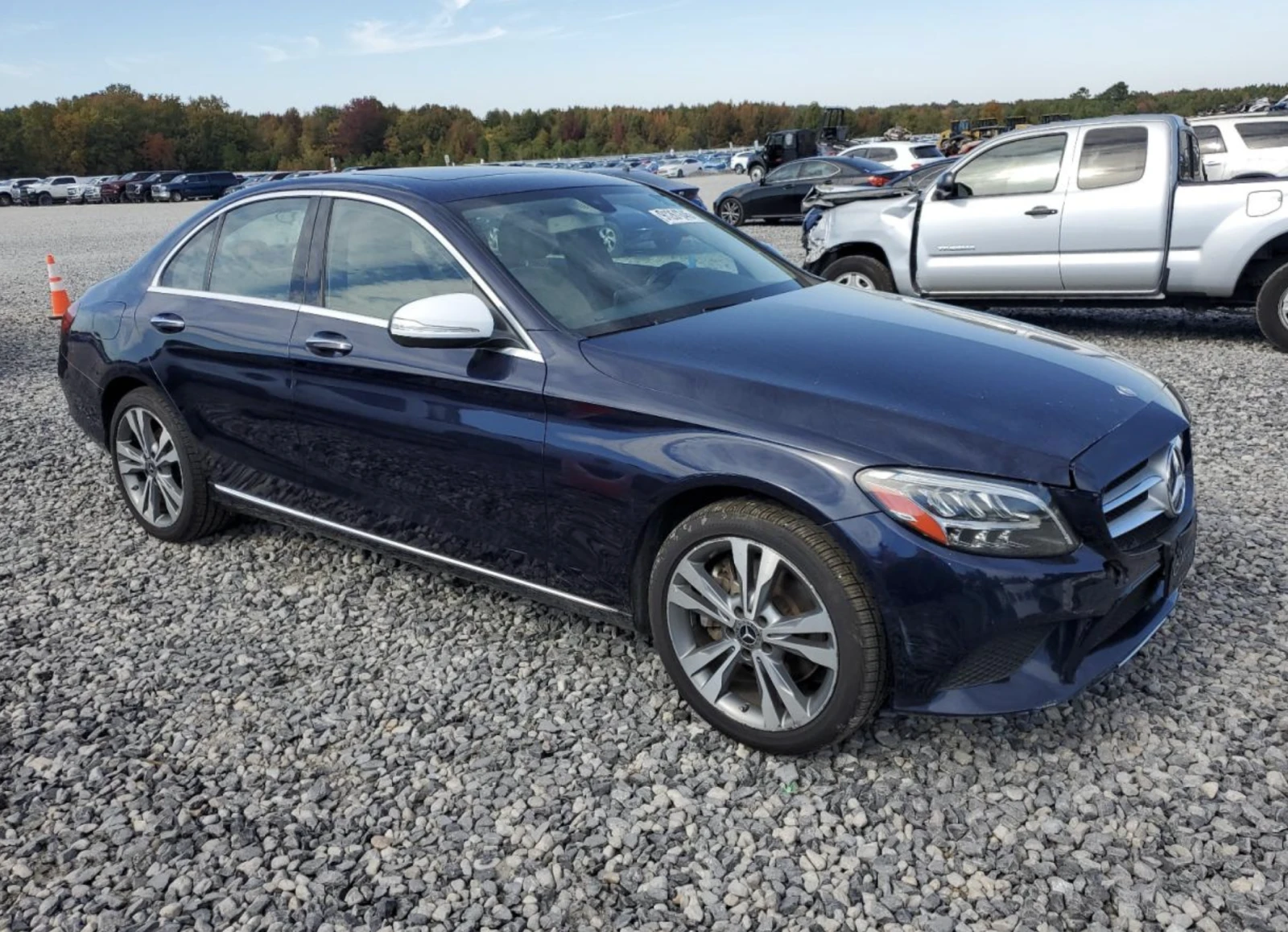 Mercedes-Benz C 300  - изображение 4