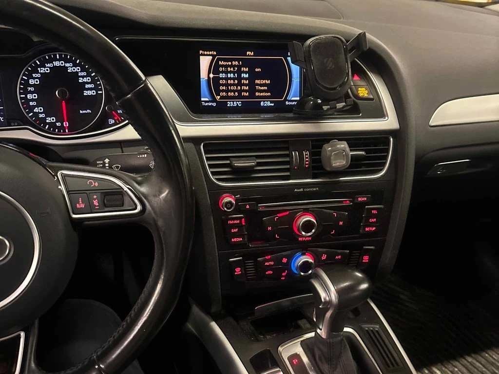 Audi A4 Komfort plus /CARFAX /Heated seats/Keyless - изображение 8